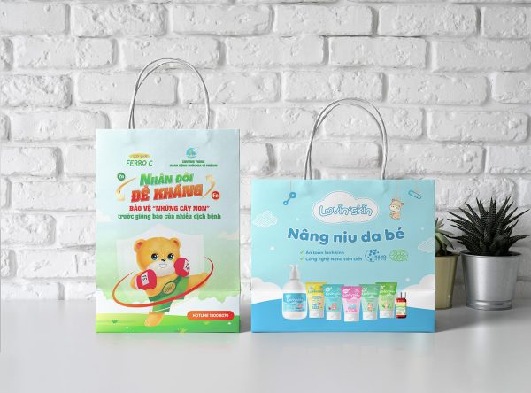 In túi mẹ và bé
